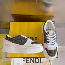 Fendi Low Shoes